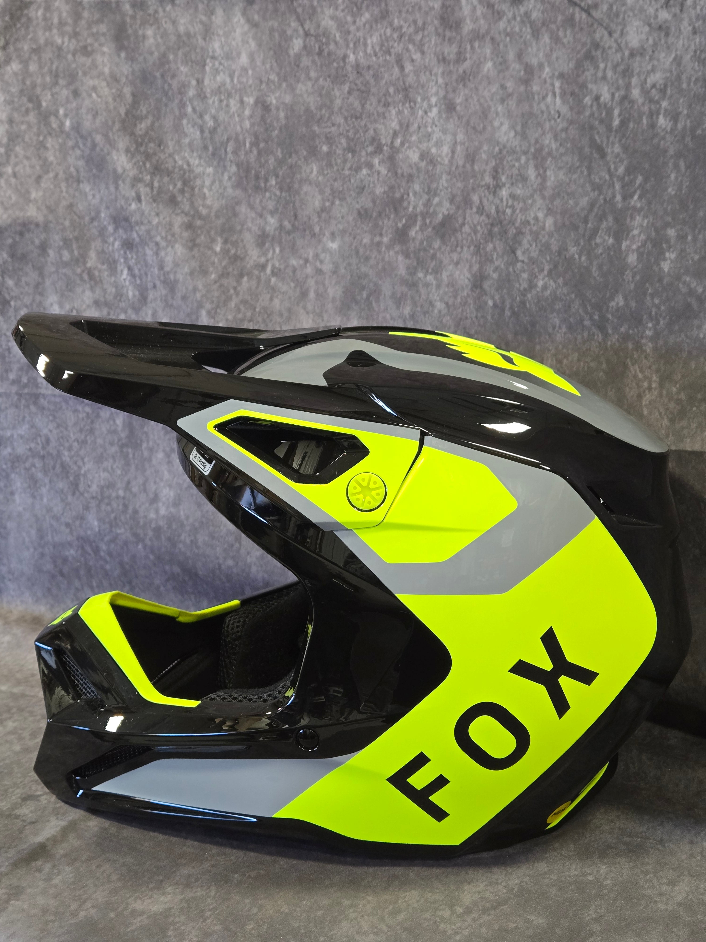 V1 LEAN HELMET [GRY/YLW]