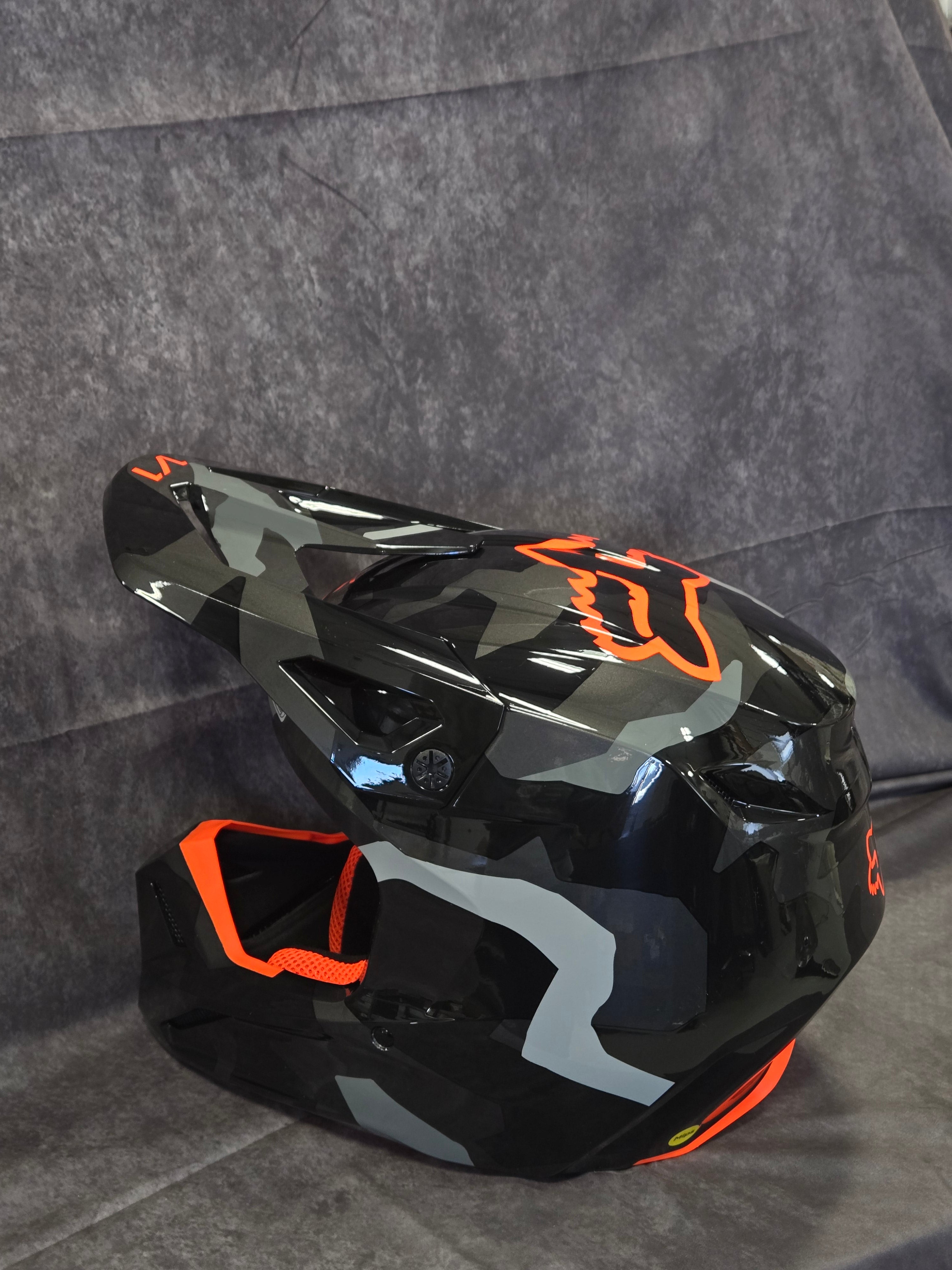 V1 BNKR HELMET DOT/ECE [GRY CAM]