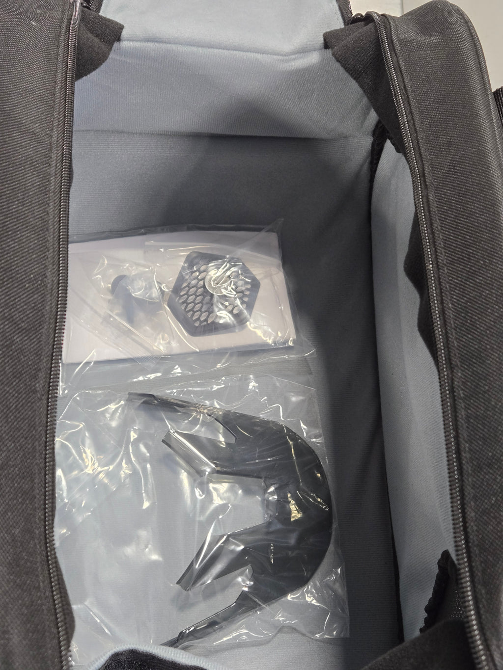 V3 FADE HELMET [WHT/BLU] W/ BAG